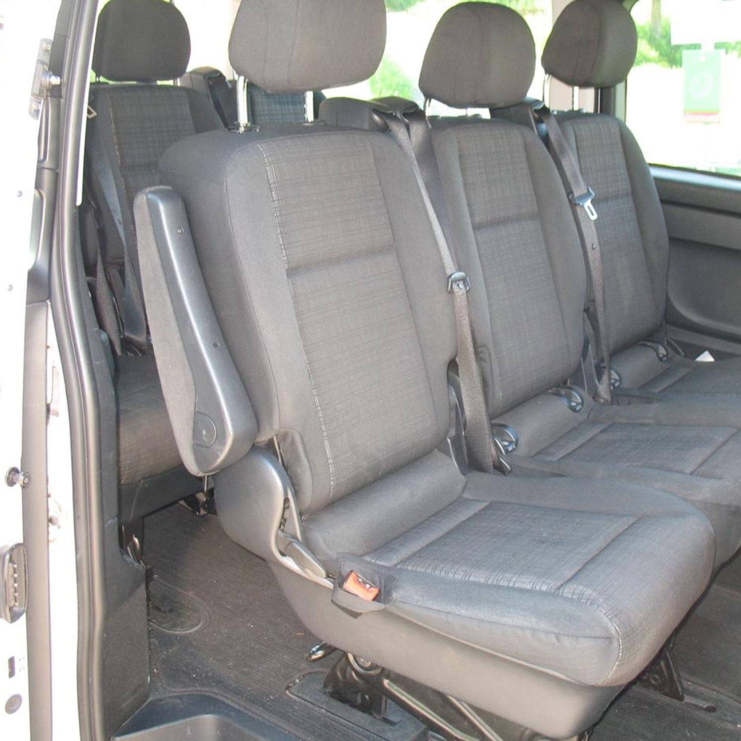 Rent a Car Sarajevo MERCEDES VITO TOURER 114 CDI - Image 7